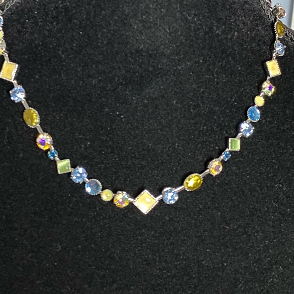 Lia Sophia Necklace - Picture 1 of 9